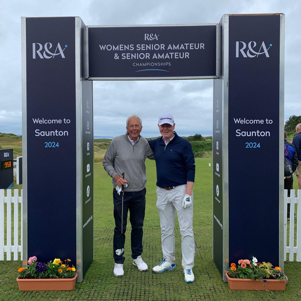 Nigel King wearing his AV Edge golfers Bracelet to increase his club head speed and reduce pain